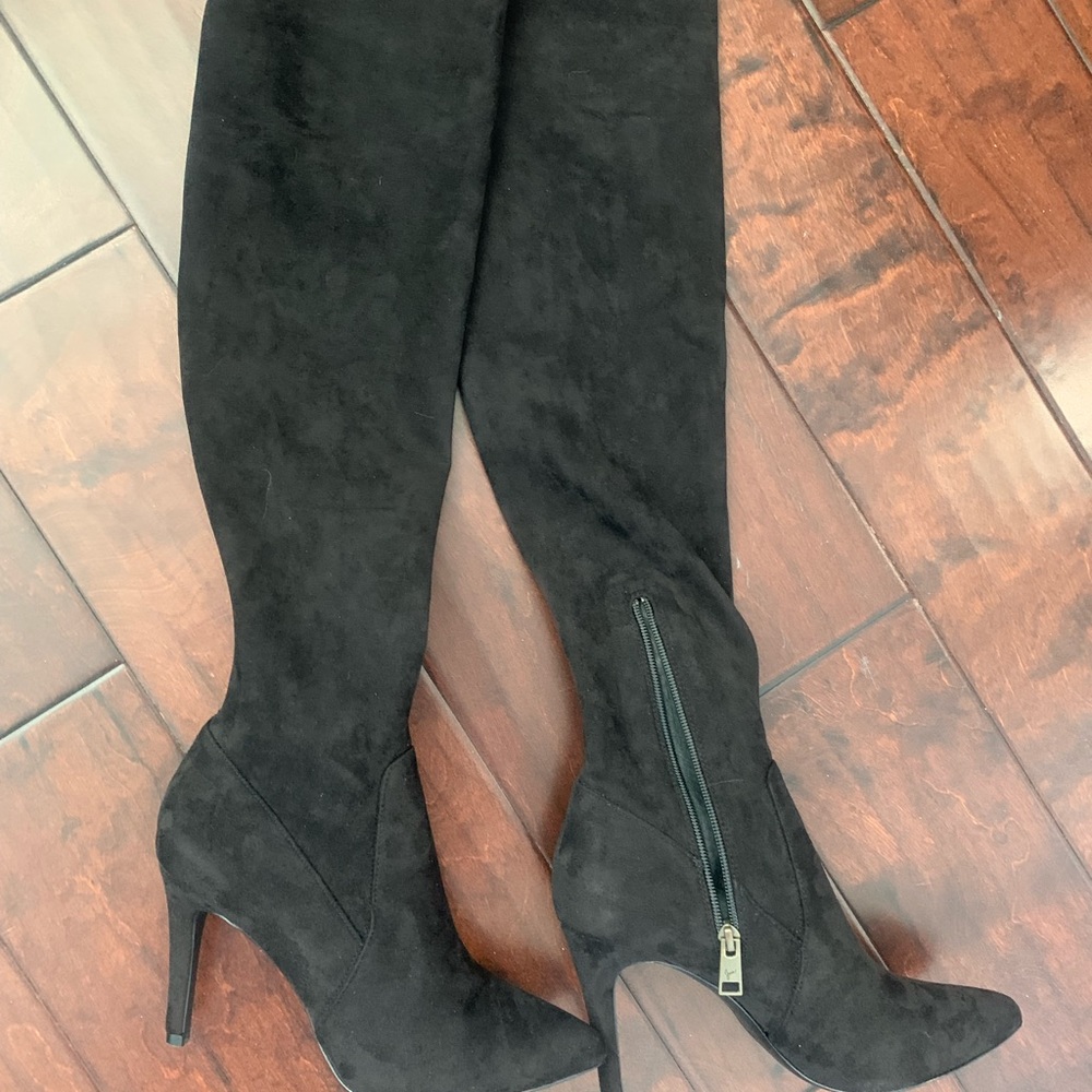 JOIE from David Shoes M. Fredrick black boots